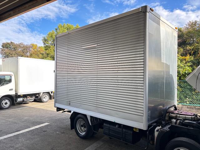 トヨエース 　２ｔ　アルミバン　バン　準中型　１０尺　ショートボディ　９０度ストッパー　ラッシング１段　サイドスライド扉　床木材張り　内高２１６ｃｍ　ＥＴＣ　バックモニター　社外ナビ　積載量２．０００ｋｇ　ＡＴ（60枚目）