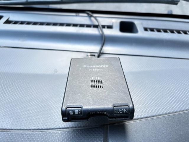 エルフトラック 　２ｔ　冷蔵冷凍車　冷凍車　－３０℃設定　スタンバイ　水抜き穴４か所　サイド扉　ラッシング２段　リア３枚扉　１０尺　菱重製　低温　ミッション　６ＭＴ　社外ナビ　ＥＴＣ　ターボ車　積載量２．０００ｋｇ（37枚目）