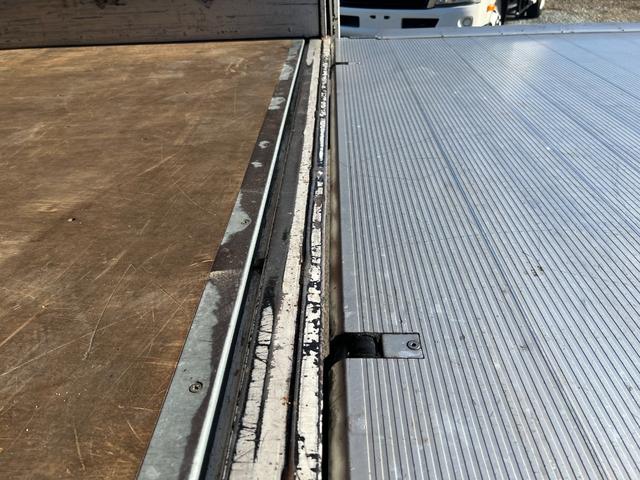 キャンター 　３ｔ　アルミバン　跳ね上げパワーゲート　ワイドロング　３トン　バン　ラジコン　サイドスライド扉　ラッシング２段　オートターン　内高２０６ｃｍ　バックモニター　ミッション　ターボ車　積載量２．９５０ｋｇ（14枚目）