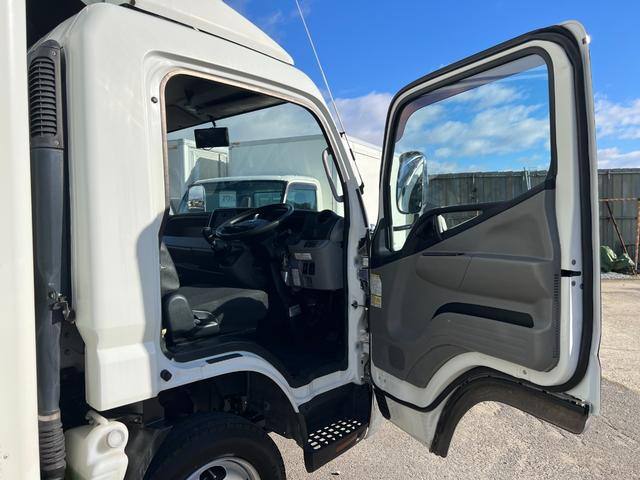 キャンター 　３ｔ　アルミバン　跳ね上げパワーゲート　ワイドロング　３トン　バン　ラジコン　サイドスライド扉　ラッシング２段　オートターン　内高２０６ｃｍ　バックモニター　ミッション　ターボ車　積載量２．９５０ｋｇ（22枚目）