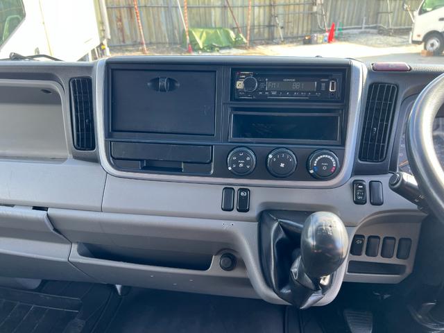 キャンター 　３ｔ　アルミバン　跳ね上げパワーゲート　ワイドロング　３トン　バン　ラジコン　サイドスライド扉　ラッシング２段　オートターン　内高２０６ｃｍ　バックモニター　ミッション　ターボ車　積載量２．９５０ｋｇ（28枚目）