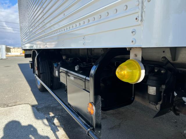 キャンター 　３ｔ　アルミバン　跳ね上げパワーゲート　ワイドロング　３トン　バン　ラジコン　サイドスライド扉　ラッシング２段　オートターン　内高２０６ｃｍ　バックモニター　ミッション　ターボ車　積載量２．９５０ｋｇ（70枚目）