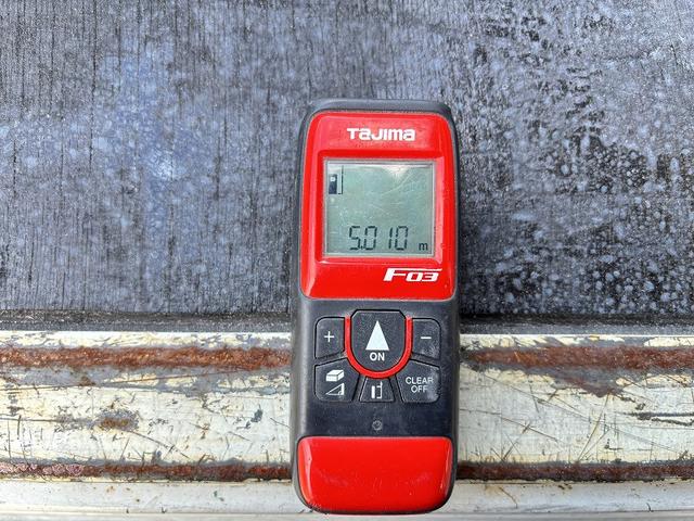 キャンター 　３ｔ　平ボディ　ワイドロング　超ロング　５ｍボディ　３方開　床木材張り　アルミ縞板被せ　デュオニック　ＡＴ　オートマ　２ペダル　ターボ車　３人乗り　坂道補助装置　電動格納ミラー　積載量４．２５０ｋｇ（10枚目）