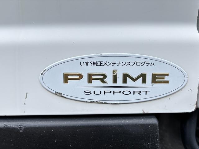エルフトラック 　２ｔ　平ボディ　アルミブロック　標準ロング　ロング　低床　床木材張り　３方開　ターボ車　ＰＲＩＭＥ　ＥＴＣ　ミッション　５ＭＴ　積載量２．０００ｋｇ　坂道補助装置　電動格納ミラー　ハイキャブ　準中型（60枚目）