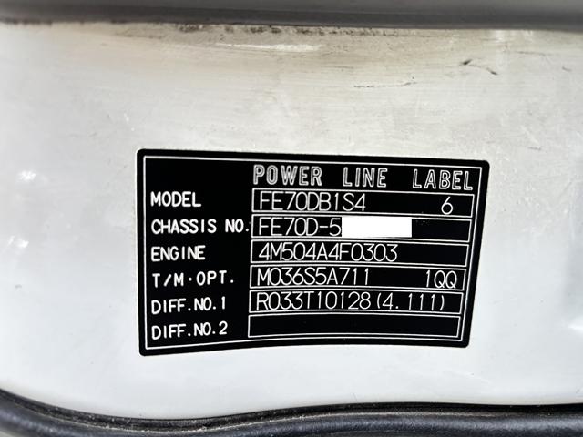 キャンター 　２ｔ　平ボディ　準中型　１０尺　メッキパーツ　低床　３方開　床木材張り　ＬＥＤマーカー　オートマ　イノマット　ＣＵＳＴＯＭ　積載量２．０００ｋｇ　両側電動格納ミラー　ミラーヒーター　ＥＴＣ　ターボ車（63枚目）