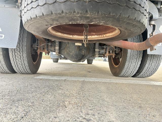 キャンター 　２ｔ　アルミバン　バン　標準ロング　ロングボディ　内高２０６ｃｍ　サイドスライド扉　ラッシング２段　床木材張り　９０度ストッパー　デュオニック　オートマ　バックモニター　ＥＴＣ　ドライブレコーダー（52枚目）