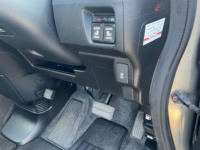 Ｎ－ＢＯＸカスタム Ｇ　ＳＳパッケージ　スマートキー　プッシュスタート　両側パワースライドドア　ストラーダナビ　フルセグＴＶ　ドライブレコーダー　ＥＴＣ（29枚目）