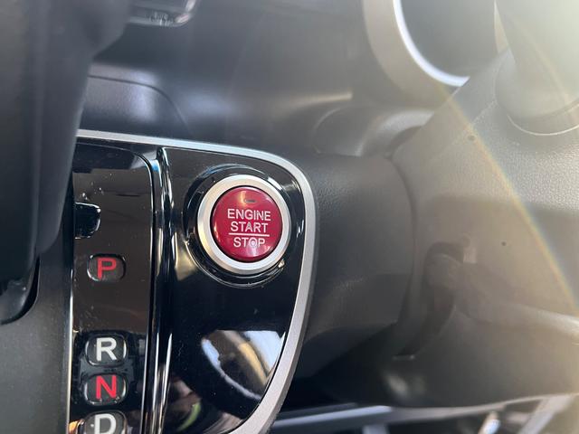 Ｎ－ＢＯＸカスタム Ｇ　ＳＳパッケージ　スマートキー　プッシュスタート　両側パワースライドドア　ストラーダナビ　フルセグＴＶ　ドライブレコーダー　ＥＴＣ（30枚目）