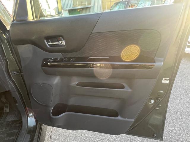 スペーシアカスタム ＴＳ　スマートキー　両側パワースライドドア　ＥＴＣ　１５インチホイール（35枚目）