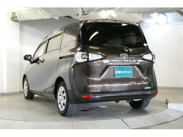 シエンタ Ｘ　ＥＴＣ装備　地デジ　運転席助手席エアバック　マニュアルエアコン　キーフリーシステム　アイドルストップ　メモリーナビゲーション　横滑防止装置　エアバック付き　三列シート　パワーウィンドウ　ナビＴＶ（7枚目）