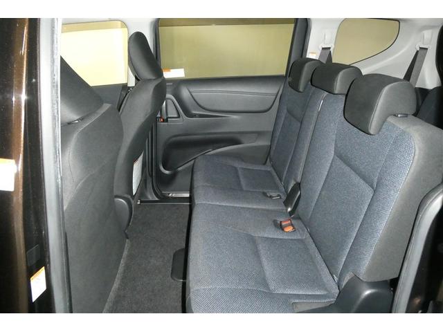 シエンタ Ｘ　ＥＴＣ装備　地デジ　運転席助手席エアバック　マニュアルエアコン　キーフリーシステム　アイドルストップ　メモリーナビゲーション　横滑防止装置　エアバック付き　三列シート　パワーウィンドウ　ナビＴＶ（14枚目）