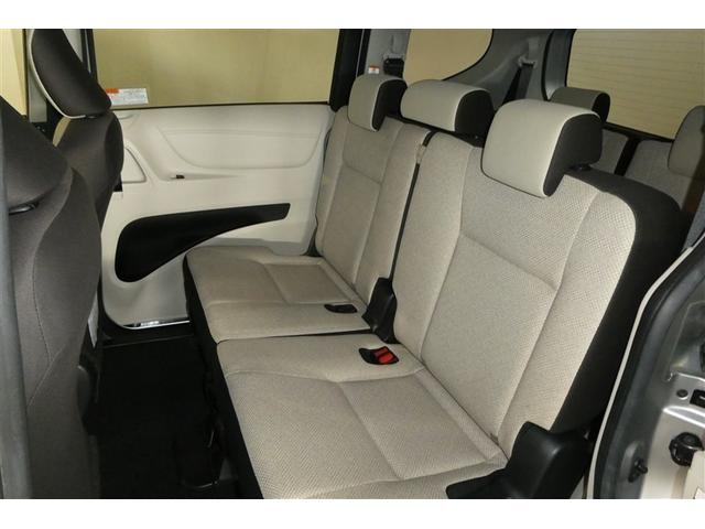 シエンタ Ｘ　ＥＴＣ装備　地デジ　バックガイドモニター　運転席助手席エアバック　マニュアルエアコン　キーフリーシステム　アイドルストップ　メモリーナビゲーション　横滑防止装置　エアバック付き　三列シート　ナビＴＶ（14枚目）