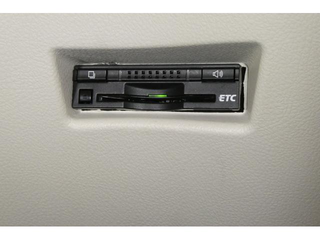 シエンタ Ｘ　ＥＴＣ装備　地デジ　バックガイドモニター　運転席助手席エアバック　マニュアルエアコン　キーフリーシステム　アイドルストップ　メモリーナビゲーション　横滑防止装置　エアバック付き　三列シート　ナビＴＶ（45枚目）