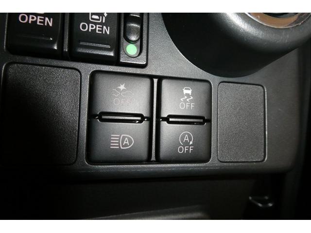 タンク カスタムＧ－Ｔ　スマキ－　地上デジタル　アルミホイル　踏み間違い防止装置　両側電動ドア　ＬＥＤヘッドライト　クルコン　リアカメラ　横滑り防止装置　ＥＴＣ　ウォークスルー　キーレス　ＴＶナビ　オートエアコン　ＤＶＤ（21枚目）