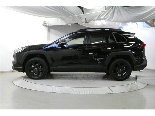 ＲＡＶ４ アドベンチャー　オフロードパッケージＩＩ　横滑り防止装置　地デジ　衝突被害軽減ブレーキ　バックモニター　メモリーナビ　アルミホイール　オートクルーズコントロール　ＬＥＤヘッドランプ　フルタイム４ＷＤ　ミュージックプレイヤー接続可　スマートキー（4枚目）