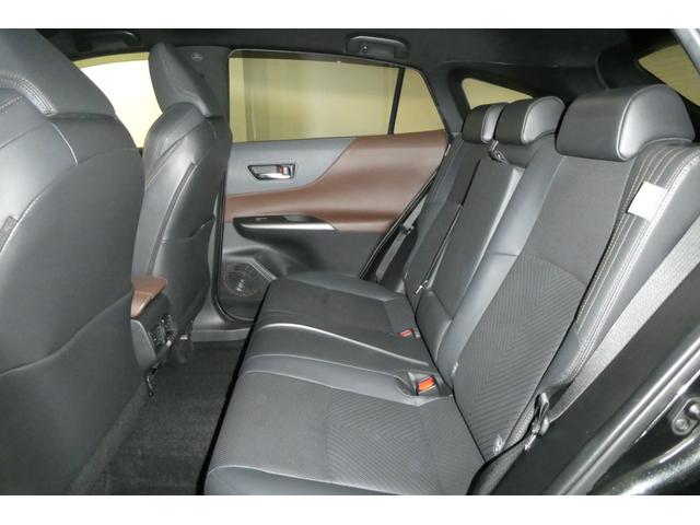 まるまるクリーン実施済！くるまるクリーンとは、内装のルームクリーンと外装のボディクリーンを合わせた本格洗浄するシステムです！専門の洗浄工場で各工程毎に洗浄・抗菌加工を施し、車をリフレッシュしてます！