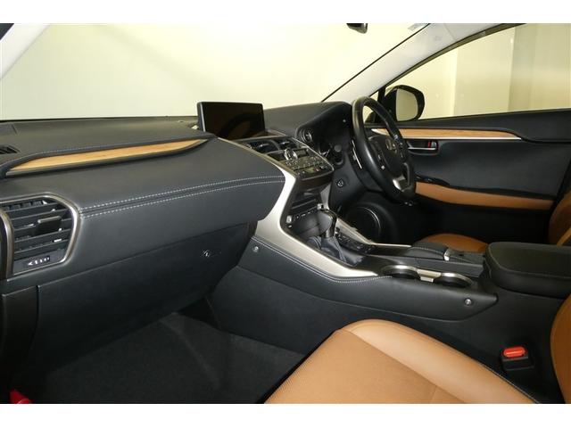 NX NX300h バージョンL 電動パワーシート 地デジ AC100V 黒革シート AUX エアコン ナビ&TV LEDライト Bカメラ アルミ エアバッグ ABS 横滑り防止機能 キーレス ETC スマートキー メモリーナビ(12枚目)