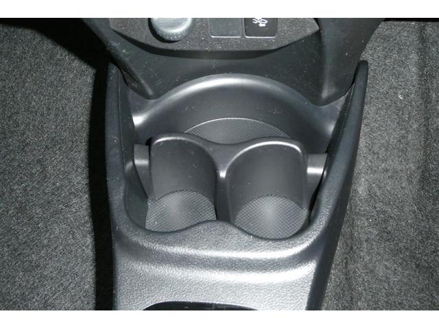 ヴィッツ ハイブリッドU バックガイドモニター 衝突軽減システム 地デジ LEDヘッドライト DVD再生可 ETC オートエアコン クルーズコントロール メモリナビ エアバッグ キーフリー 横滑り防止機能 イモビライザー(32枚目)