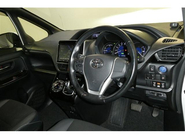 ノア ハイブリッドSi ダブルバイビー エアロ LEDヘッドライト クルコン 横滑り防止装置 盗難防止システム エアバッグ アルミ メモリ-ナビ スマキー Wエアコン ABS ナビ&TV デュアルエアバッグ ETC DVD パワーウインドウ(10枚目)