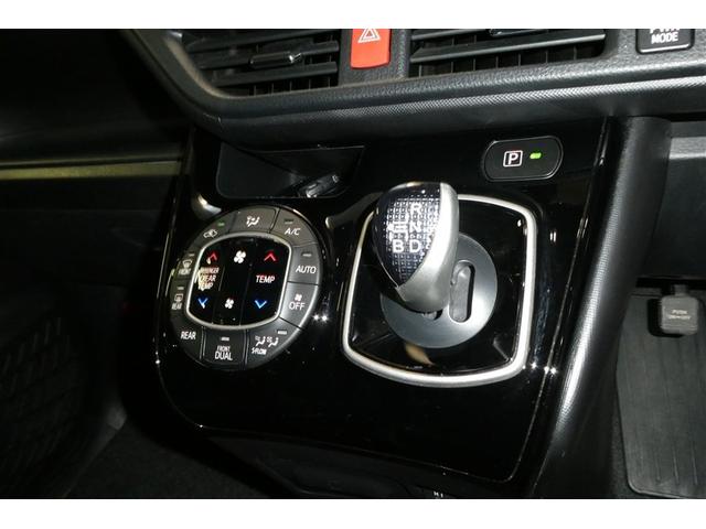 ノア ハイブリッドSi ダブルバイビー エアロ LEDヘッドライト クルコン 横滑り防止装置 盗難防止システム エアバッグ アルミ メモリ-ナビ スマキー Wエアコン ABS ナビ&TV デュアルエアバッグ ETC DVD パワーウインドウ(33枚目)