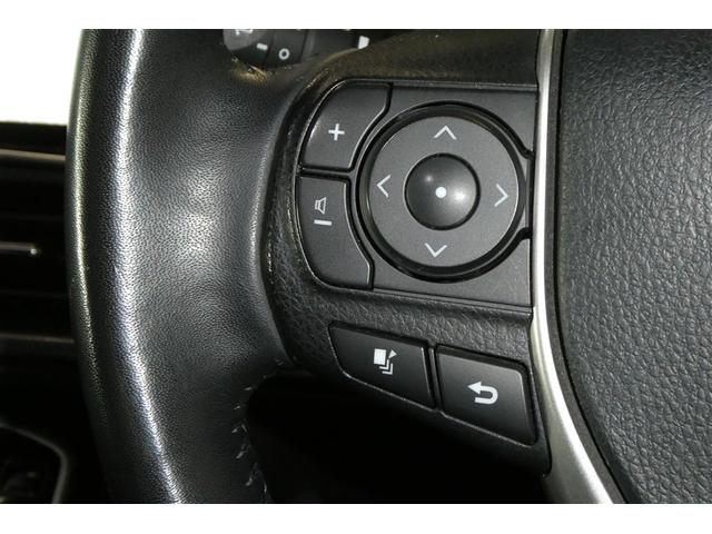 ステアリングスイッチでオーディオ操作もラクラク！