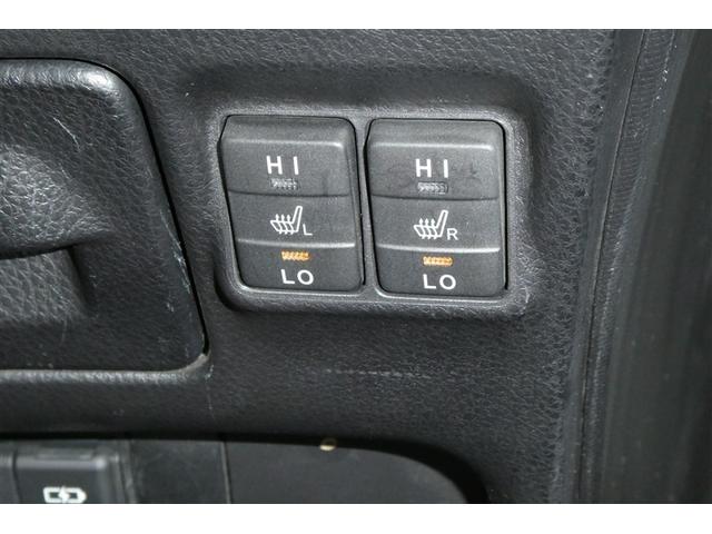 【シートヒーター】寒い季節もスイッチ一つでシートがポカポカに！冬の季節特有の、座った時のヒンヤリ感はこれで解消！