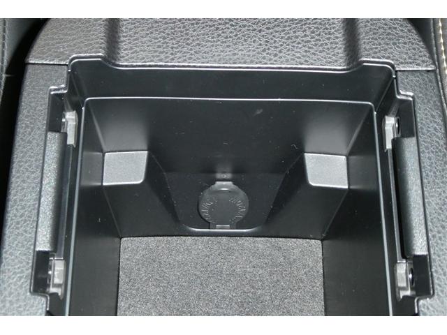 ハリアー プレミアム　大型サンルーフ　カーテンエアバッグ　クルーズＣ　Ｂカメラ　電動パワーシート　ＬＥＤライト　メモリナビ　横滑り防止機能　オートエアコン　Ａストップ　エアバッグ　ＡＷ　ＤＶＤ再生可　パワーウィンドウ（30枚目）