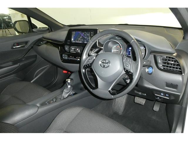 C-HR S LEDパッケージ スマートキー&プッシュスタート 地デジ LEDヘッド オ-トエアコン WSRS キーレスエントリー ナビTV 横滑り防止 クルーズコントロール イモビライザー アルミホイール DVD ETC ABS(10枚目)