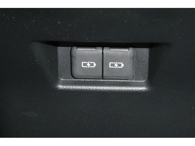 ハリアーハイブリッド Z レザーパッケージ エアロ 地デジ 横滑防止 盗難防止システム Bモニター 革 LEDライト パワーウィンドウ クルコン スマートキ- 助手席エアバック パワーシート エアバッグ オートエアコン ナビTV ETC ABS(30枚目)