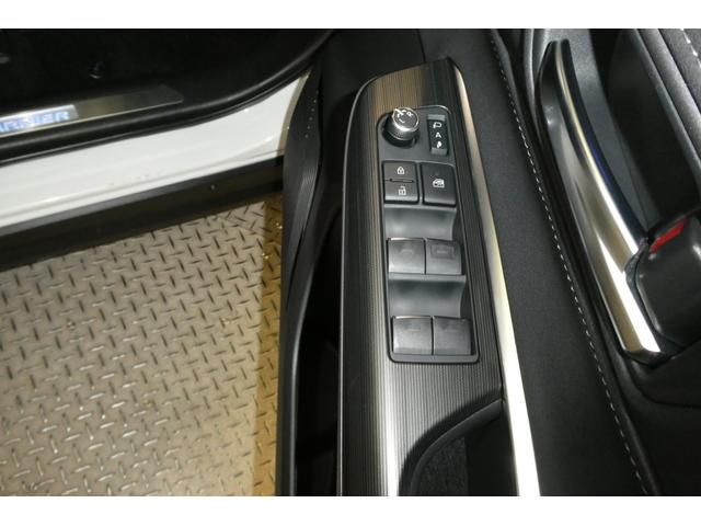 ハリアーハイブリッド Z レザーパッケージ エアロ 地デジ 横滑防止 盗難防止システム Bモニター 革 LEDライト パワーウィンドウ クルコン スマートキ- 助手席エアバック パワーシート エアバッグ オートエアコン ナビTV ETC ABS(49枚目)