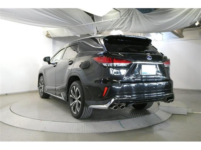 ＲＸ ＲＸ４５０ｈＬ　インテリキー　バックモニター　クルーズコントロール　メモリナビ　３列シート　キーレスエントリー　横滑り防止装置　ミュージックプレイヤー接続可　ＡＷＤ　Ｐシート　ムーンルーフ　ＬＥＤヘッド　本革シート（6枚目）