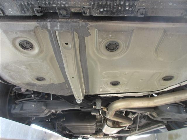 アルファード ３．５ＳＣ　３列　地デジ　パワーシート　ＤＶＤ再生　ＡＣ１００Ｖ電源　アルミホイール　オートクルーズコントロール　メモリーナビ　ＥＴＣ　盗難防止装置　アイドリングストップ　横滑り防止機能　スマートキー　キーレス（40枚目）