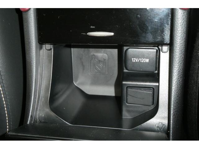 ハリアー プレミアム　大型サンルーフ　カーテンエアバッグ　クルーズＣ　Ｂカメラ　電動パワーシート　ＬＥＤライト　メモリナビ　横滑り防止機能　オートエアコン　Ａストップ　エアバッグ　ＡＷ　ＤＶＤ再生可パワーウィンドウ　認定車（55枚目）