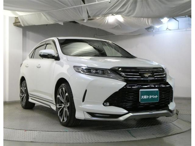 ハリアー プログレス　メタル　アンド　レザーパッケージ　衝突軽減ブレーキ　アルミホイール　クルーズコントロール　黒革シート　ムーンルーフ　電動シート　ＤＶＤ　エアバッグ　４ＷＤ　ＥＴＣ　横滑り防止機能　ミュージックプレイヤー接続可　ＡＢＳ　スマートキー（3枚目）