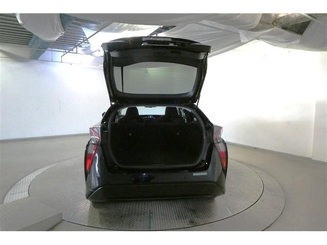 プリウス Ｓセーフティプラス　衝突回避システム　Ｂモニター　ＬＥＤライト　クルコン　ＥＴＣ装備　スマートＫＥＹ　ナビＴＶ　イモビライザー　横滑り防止機能　ＰＷ　カーテンエアバッグ　キーレスエントリー　オ－トエアコン　アルミ　ＡＢＳ（9枚目）