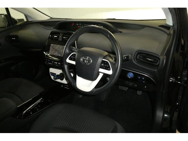 プリウス Ｓセーフティプラス　衝突回避システム　Ｂモニター　ＬＥＤライト　クルコン　ＥＴＣ装備　スマートＫＥＹ　ナビＴＶ　イモビライザー　横滑り防止機能　ＰＷ　カーテンエアバッグ　キーレスエントリー　オ－トエアコン　アルミ　ＡＢＳ（10枚目）