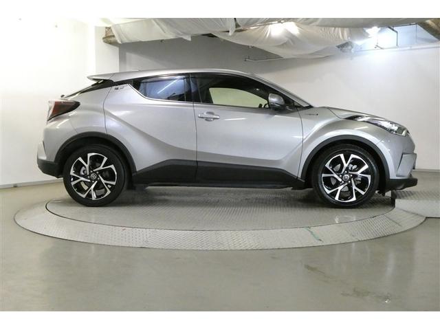 Ｃ－ＨＲ Ｇ　ハーフ革　ＴＳＳ　ＤＶＤ再生可　ＬＥＤヘッド　バックモニタ　イモビライザー　ナビ＆ＴＶ　ＥＴＣ付　キーフリーシステム　スマキー　横滑り防止機能　クルーズＣ　ドライブレコ－ダ－　エアバッグ　アルミ（5枚目）