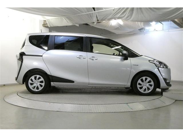 シエンタ ハイブリッドＸ　ＬＥＤヘッド　ＥＴＣ車載器　Ｗエアバッグ　カラーバックモニター　キーレスエントリー　フルオートエアコン　パワステ　ワンセグＴＶ　運転席エアバック　パワーウィンドウ　ＥＳＣ　ナビ＆ＴＶ　ＡＢＳ（6枚目）