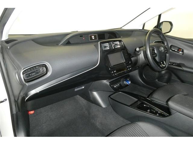 プリウス Ａ　衝突軽減ブレーキシステム　Ｂモニタ　ＬＥＤヘッド　クルーズコントロール　セキュリティー　スマートキー　パワーステアリング　Ｐシート　ＥＴＣ　アルミホイル　オートエアコン　ＳＲＳ　ＡＢＳ　キーレス（11枚目）