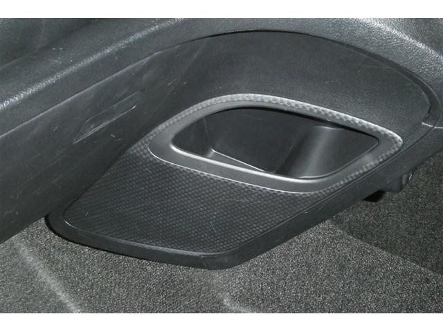 シエンタ ハイブリッドＧ　クエロ　点検記録簿　地デジＴＶ　盗難防止　横滑り防止　ＬＥＤライト　クルコン　スマートキー　ＥＴＣ　バックモニタ　ＤＶＤ　オ－トエアコン　メモリ－ナビ　エアバッグ　３列シート　ナビ＆ＴＶ　ＡＢＳ（33枚目）