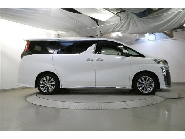 ヴェルファイア ２．５Ｚ　ゴールデンアイズ　ＥＴＣ付き　地デジ　Ｂカメラ　両側自動ドア　ＡＣ１００Ｖ　オートクルーズ　ＬＥＤヘッドランプ　アルミ　３列シート　ミュージックプレイヤー接続可　サイドエアバッグ　キーレス　リアエアコン　横滑り防止装置（5枚目）