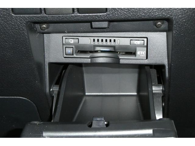 ヴェルファイア ２．５Ｚ　ゴールデンアイズ　ＥＴＣ付き　地デジ　Ｂカメラ　両側自動ドア　ＡＣ１００Ｖ　オートクルーズ　ＬＥＤヘッドランプ　アルミ　３列シート　ミュージックプレイヤー接続可　サイドエアバッグ　キーレス　リアエアコン　横滑り防止装置（31枚目）