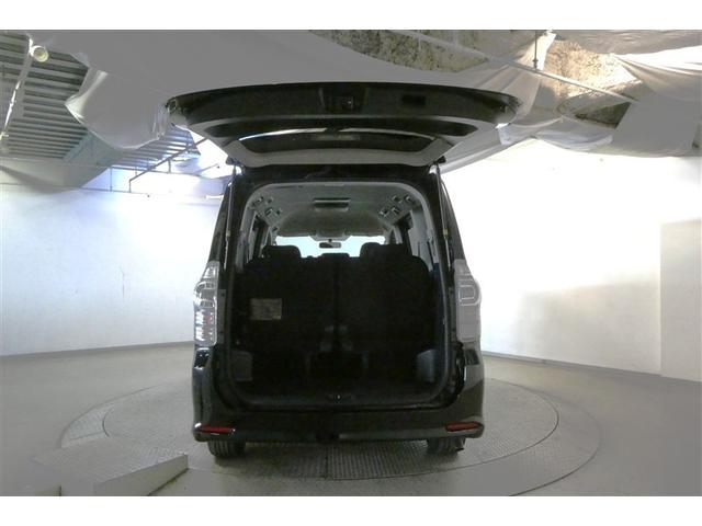 ヴォクシー ＺＳ　Ｗエアバック　地デジＴＶ　ダブルエアコン　キーフリー　フルフラット　ＰＳ　ナビ＆ＴＶ　運転席エアバッグ　Ｂモニタ－　パワーウィンドウ　ウォークスルー　ＨＤＤナビ　ＡＢＳ　アルミホイール　ＥＴＣ車載器（10枚目）