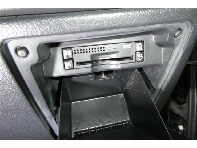 ヴォクシー ＺＳ　Ｗエアバック　地デジＴＶ　ダブルエアコン　キーフリー　フルフラット　ＰＳ　ナビ＆ＴＶ　運転席エアバッグ　Ｂモニタ－　パワーウィンドウ　ウォークスルー　ＨＤＤナビ　ＡＢＳ　アルミホイール　ＥＴＣ車載器（22枚目）