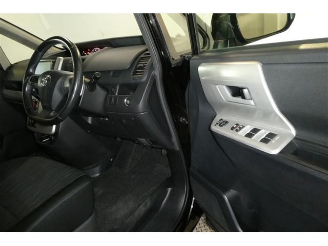 ヴォクシー ＺＳ　Ｗエアバック　地デジＴＶ　ダブルエアコン　キーフリー　フルフラット　ＰＳ　ナビ＆ＴＶ　運転席エアバッグ　Ｂモニタ－　パワーウィンドウ　ウォークスルー　ＨＤＤナビ　ＡＢＳ　アルミホイール　ＥＴＣ車載器（26枚目）