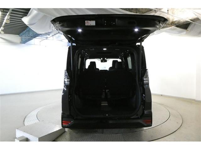 �o�b�N�h�A���J������Ԃł���