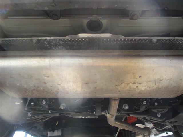 ハリアーハイブリッド Z レザーパッケージ リヤカメラ スマートキ 本革 横滑り防止機能 AC100V 盗難防止装置 ABS キーフリーシステム 電動パワーシート アルミホイール LEDランプ ナビ&TV メディアプレイヤー接続 エアコン(40枚目)