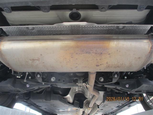 ハリアー Ｚ　クルーズＣ　ドライブレコーダ　エアロ　Ｂカメラ　イモビ　ナビＴＶ　アルミホイル　ＥＴＣ車載器　ＥＳＣ　メディアプレイヤー接続　エアバッグ　スマートキー　オートエアコン　キーフリー　サイドエアバッグ（40枚目）