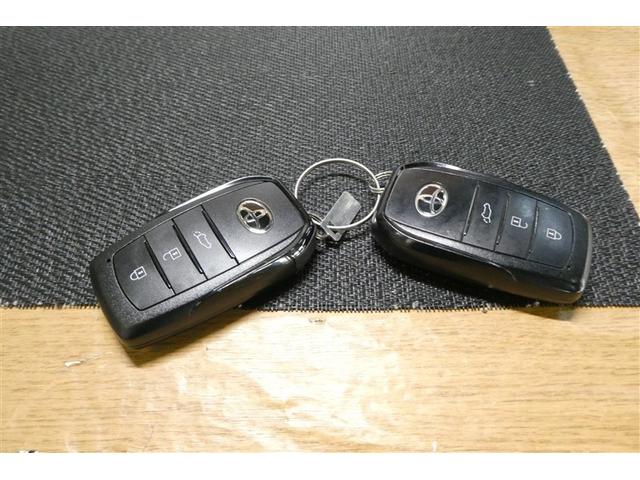 ハリアーハイブリッド Ｚ　レザーパッケージ　リヤカメラ　スマートキ　本革　横滑り防止機能　盗難防止装置　ＡＢＳ　キーフリーシステム　電動パワーシート　アルミホイール　ＬＥＤランプ　ナビ＆ＴＶ　メディアプレイヤー接続　ドライブレコーダ　エアコン（40枚目）