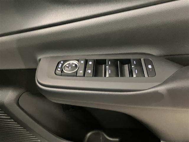 プリウス Ｚ　バックモニター　ＬＥＤ　フルセグ　運転席パワーシート　ＡＷ　ドライブレコーダー　ＥＴＣ　メモリーナビ　ナビ＆ＴＶ　オートエアコン　ＡＢＳ　ミュージックプレイヤー接続可　キーレス　パワステ　クルーズＣ（31枚目）